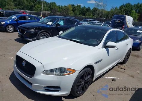 2012 Jaguar Xj Xjl Portfolio z USA, uszkodzony, nr VIN SAJWA2GB1CLV34946